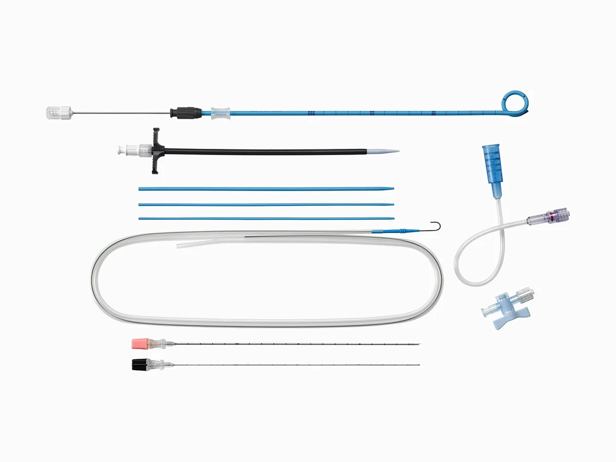 Set de nefrostomía percutánea Kolibri de Coloplast con catéter J
